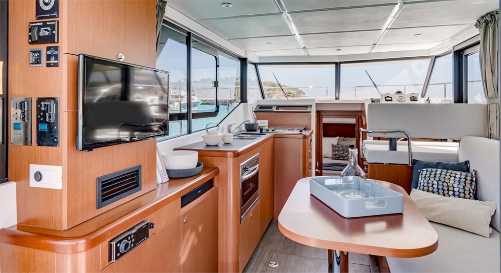 Foto 3 BENETEAU SWIFG TRAWLER 30