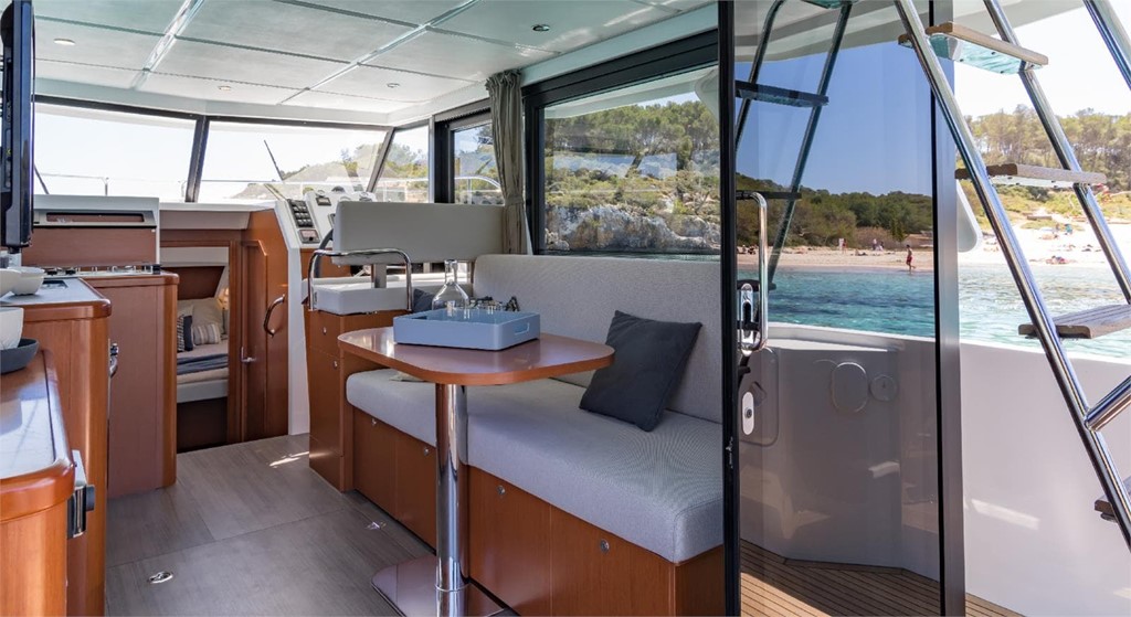 Foto 4 BENETEAU SWIFG TRAWLER 30